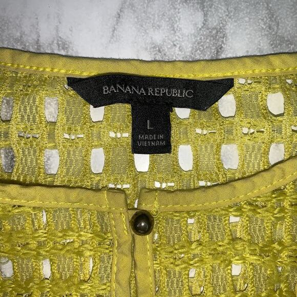 Banana Republic Geo Lace Ruffle Top Bright Celery Yellow Women Top Blouse Size L - Picture 10 of 13